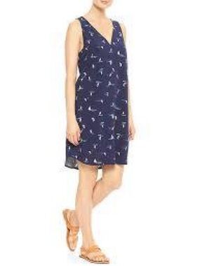 GAP Navy Blue V-Neck Shift Dress in Navy Sailboat Print Size XS VGUC